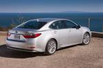 Lexus ES300h 2012 года
